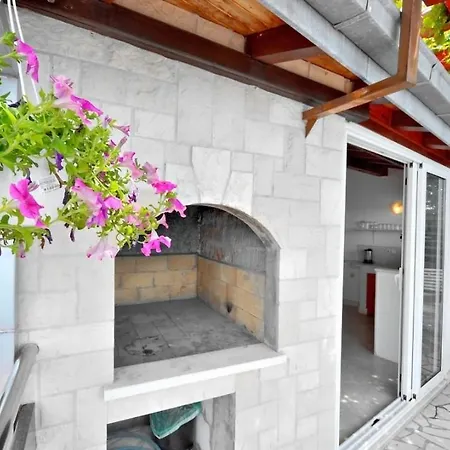 Panorama Sea View For 6, Free Parking At The House Apartman Marusici